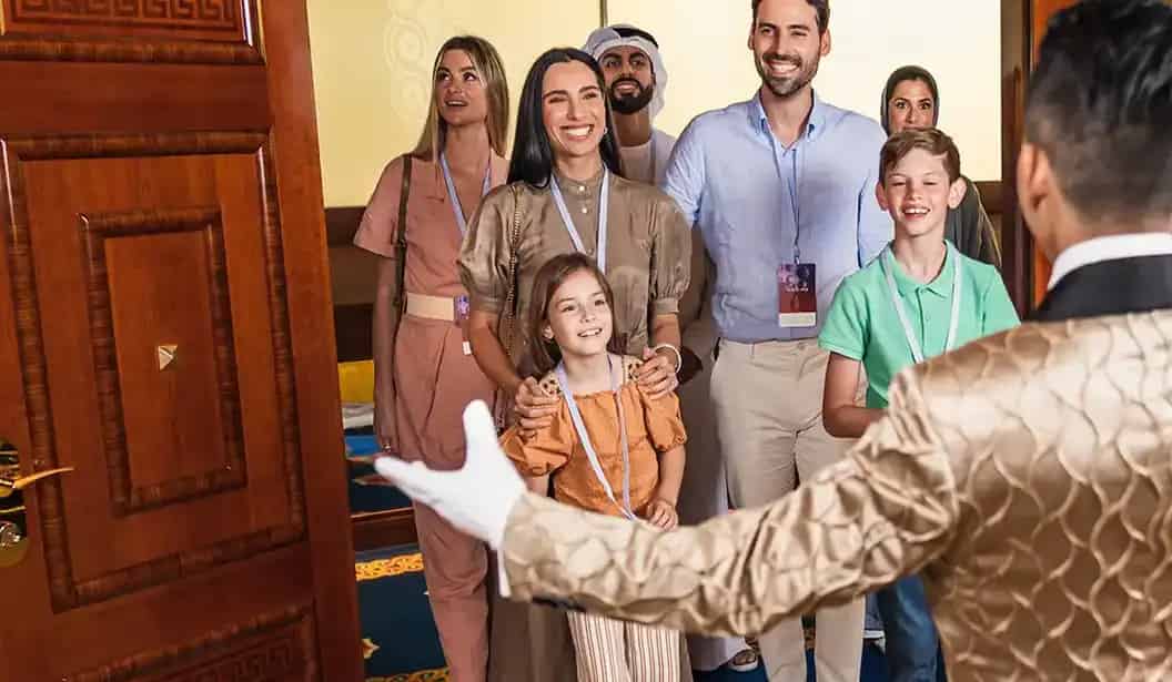 جولة داخل برج العرب