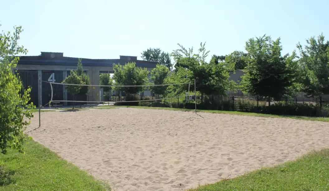 Wychwood Barns Park