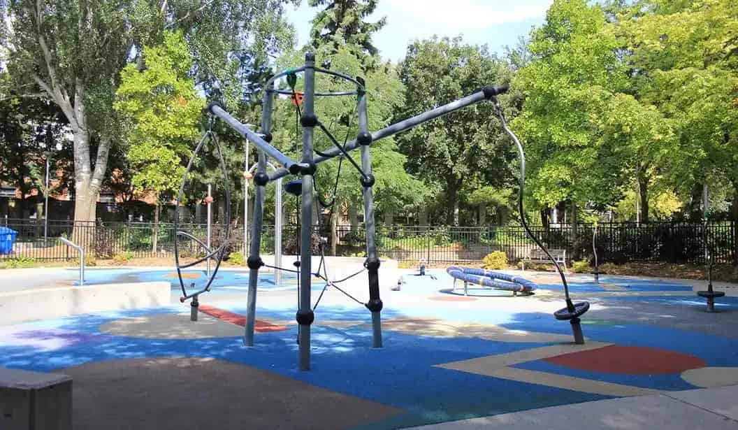 Barbara Hall Park