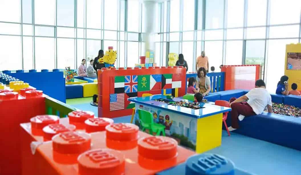 Pop in and Play
