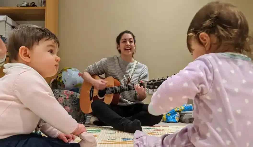 Music with Mia