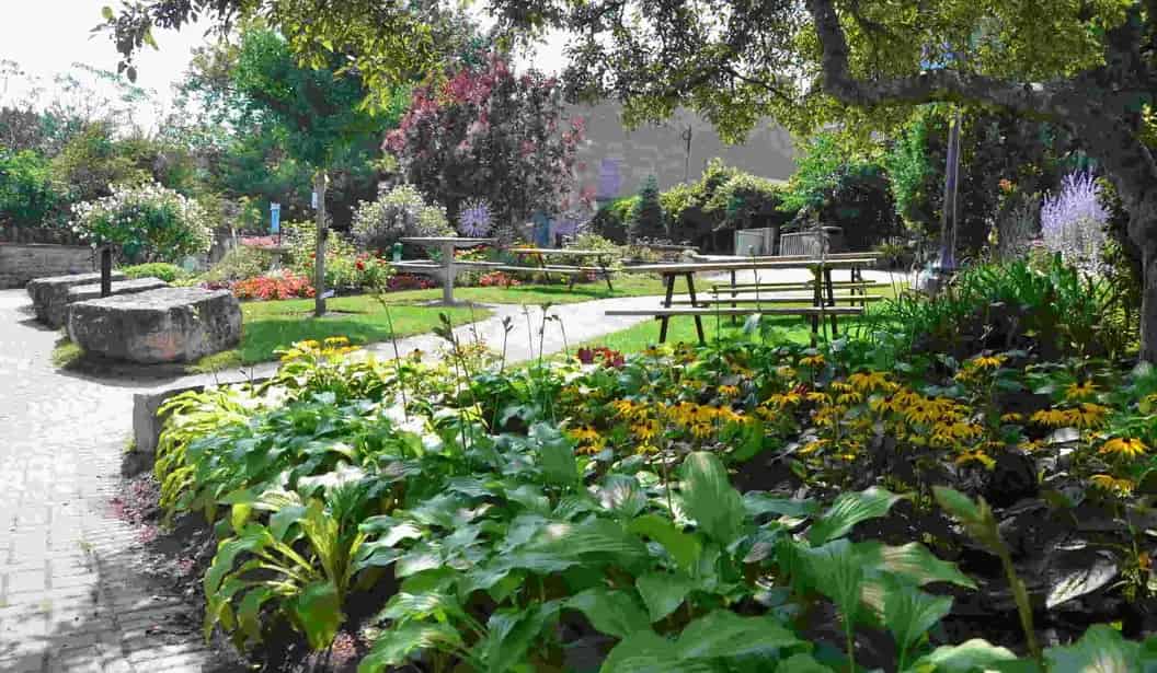 Templin Gardens