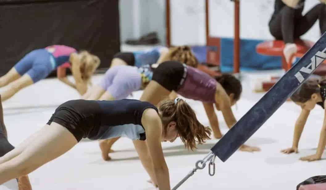 High Flyers Gymnastics