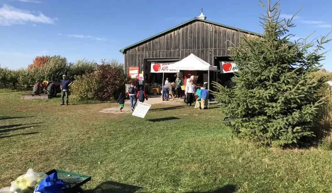 Williams’ Orchards